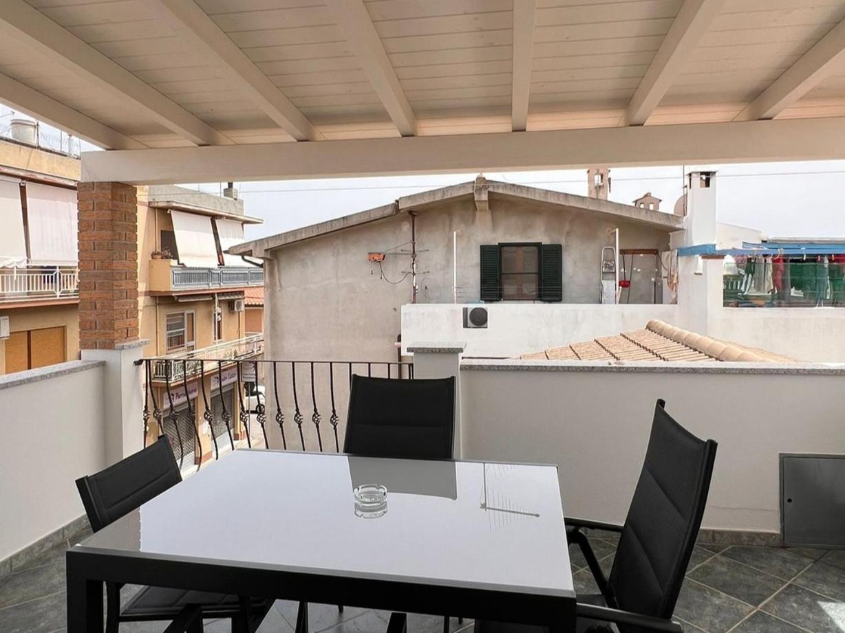Apartamento L' Attico Tortolì Exterior foto